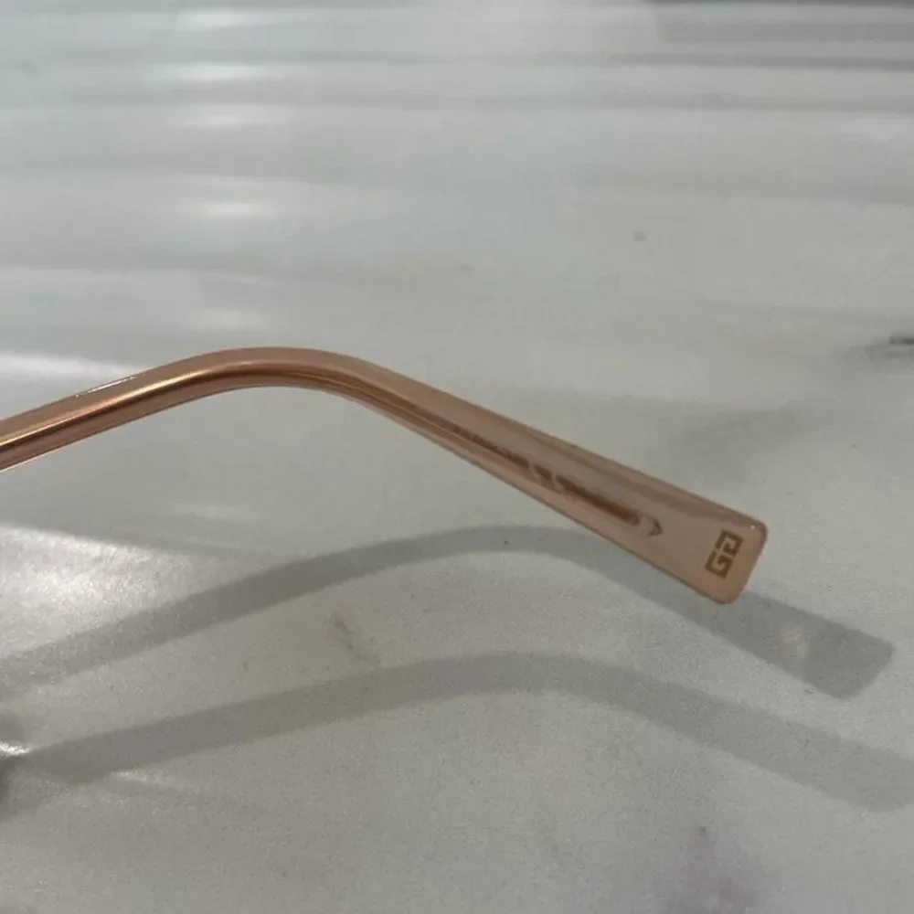 NIB GIVENCHY GV7182 Ladies Gold Tone Pilot Sunglasses